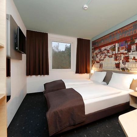 B&B Hotel Berlin-Dreilinden Kleinmachnow Exterior photo